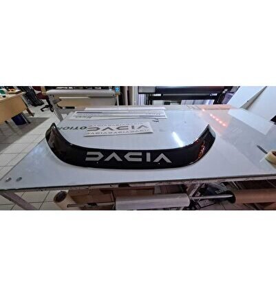 STİCKER LI Dacia Duster 2018 2019 2020 2021 2022 2023 2024 Uyumlu Ön Kaput Koruyucu Rüzgarlığı