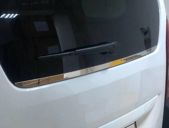 7316c325-89cc-47c7-ae21-38faef688cde.webp OMSA Citroen Berlingo 3 Krom Bagaj Camı Alt Çıtası 2019-2024 Arası - Görsel 1